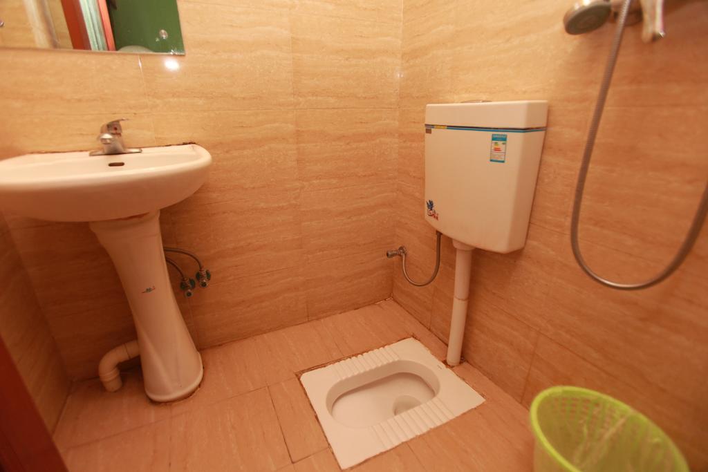 Zhengfu Caotang Decent Inn Chengdu Buitenkant foto